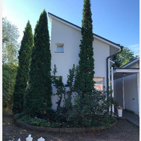 Pieni Huone 1 Km Jokirannasta Apartment Turku Ngoại thất bức ảnh
